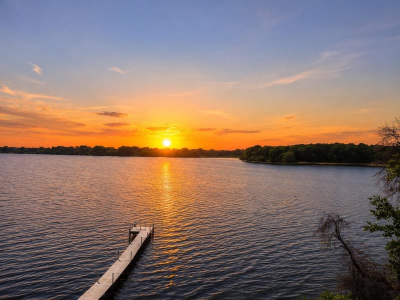 7616 Peltier Lake Dr, Lino Lakes, MN 55038