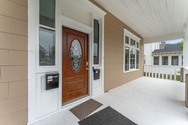2221 Bloomington Ave, Minneapolis, MN 55404