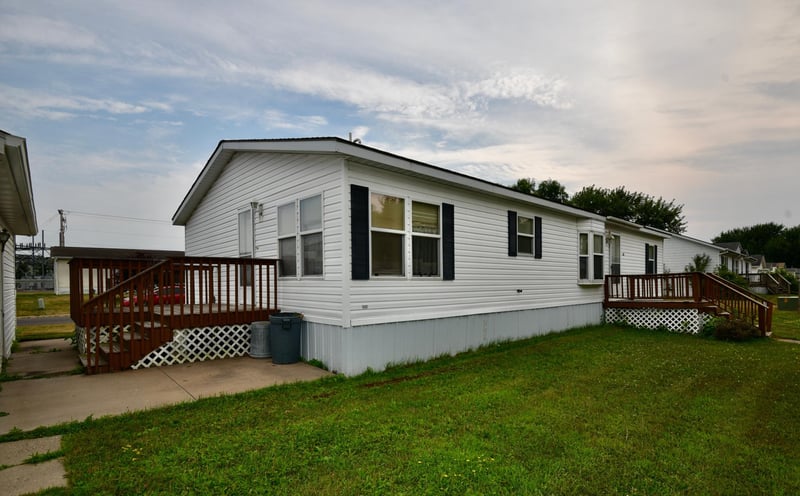 805 2nd St NE #805, Milaca, MN 56353