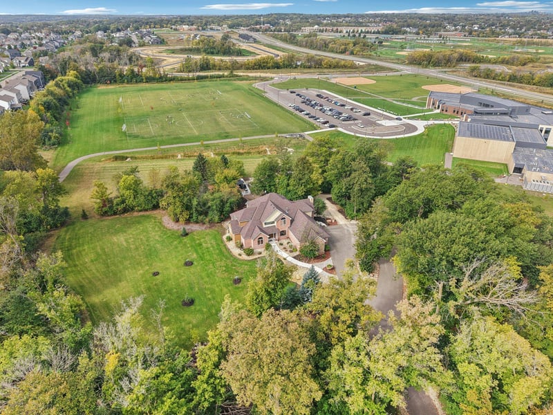18685 Highview Ave, Lakeville, MN 55044