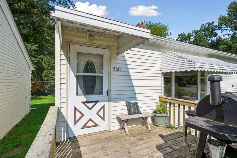 560 2nd Ave NW, Milaca, MN 56353