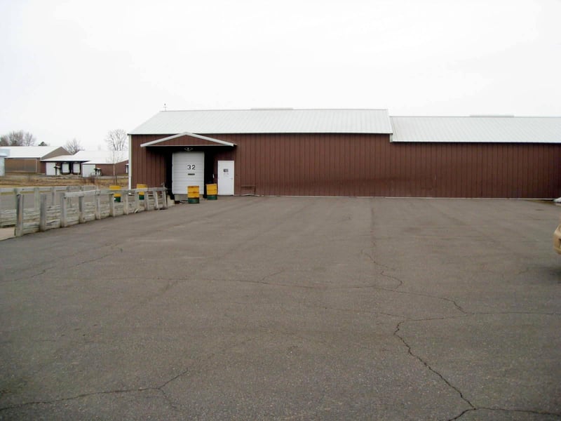 520 8th St NE, Milaca, MN 56353