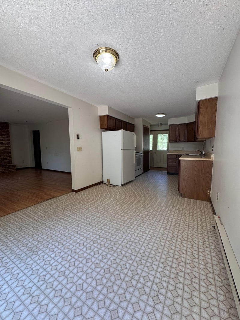 8781 Dorothy Ave, Brainerd, MN 56401