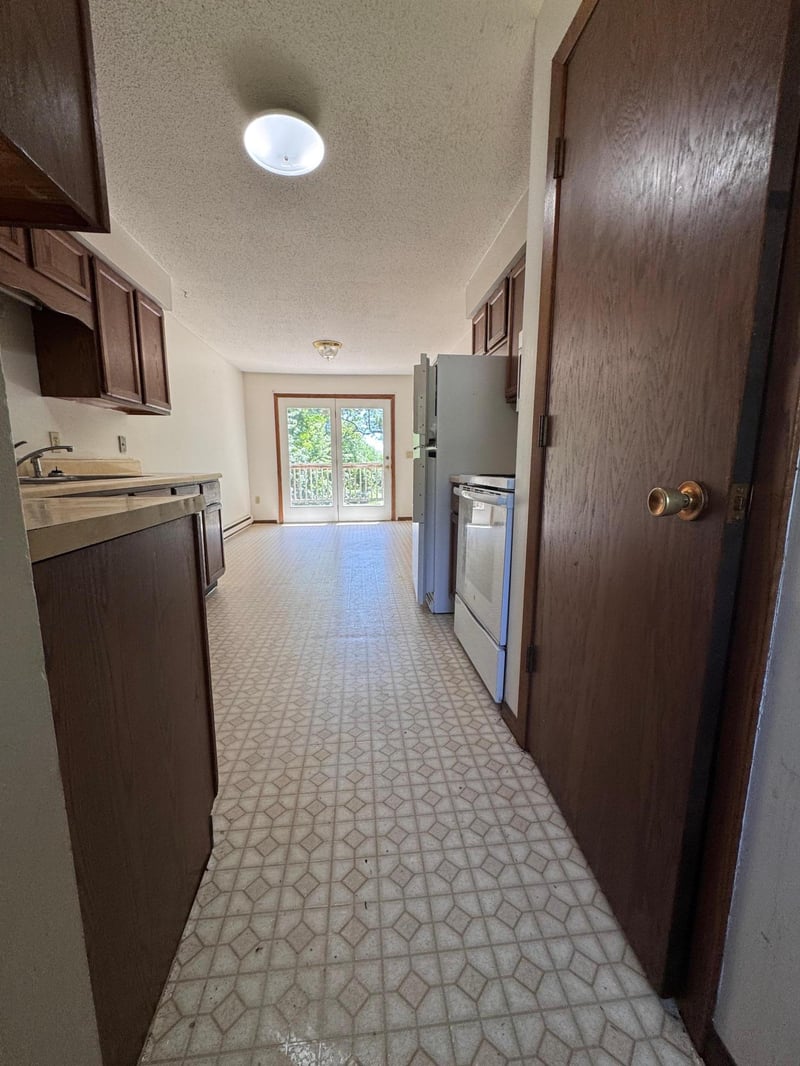 8781 Dorothy Ave, Brainerd, MN 56401