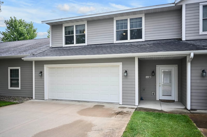 3525 W 7th St #B, Winona, MN 55987