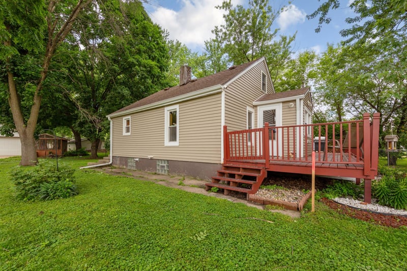 213 Finch St S, Mankato, MN 56001