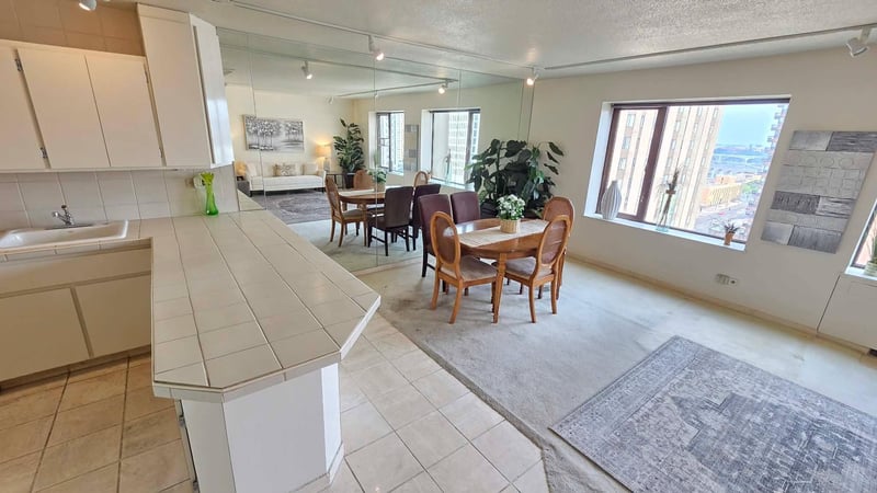 15 S 1st St #A1512, Minneapolis, MN 55401