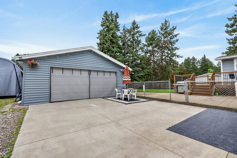 2105 Strader Dr, Grand Rapids, MN 55744