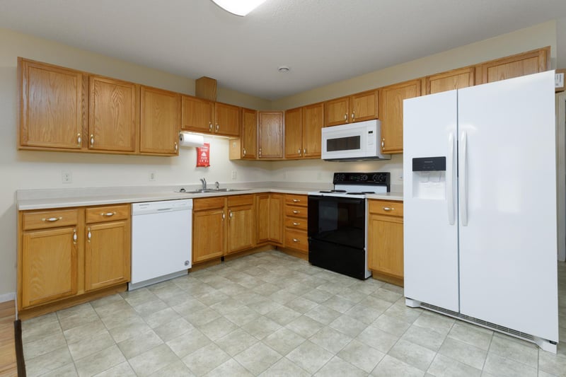 604 and 606 N Pickle St, Hewitt, MN 56453