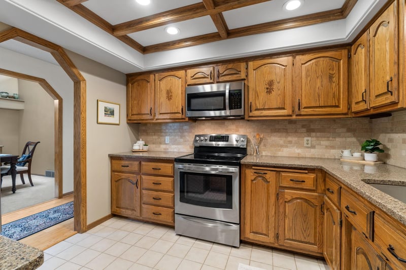 144 122nd Ave NW, Coon Rapids, MN 55448