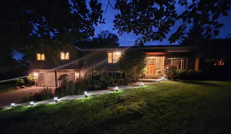 1400 Lia Dr, Northfield, MN 55057