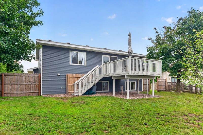 25829 10th St W, Zimmerman, MN 55398