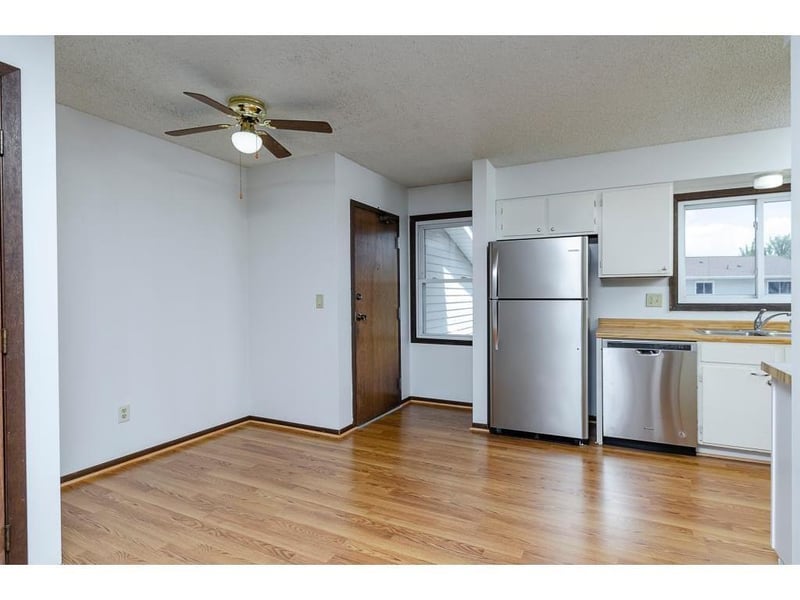 1811 Greenfield Ln SW #12, Rochester, MN 55902