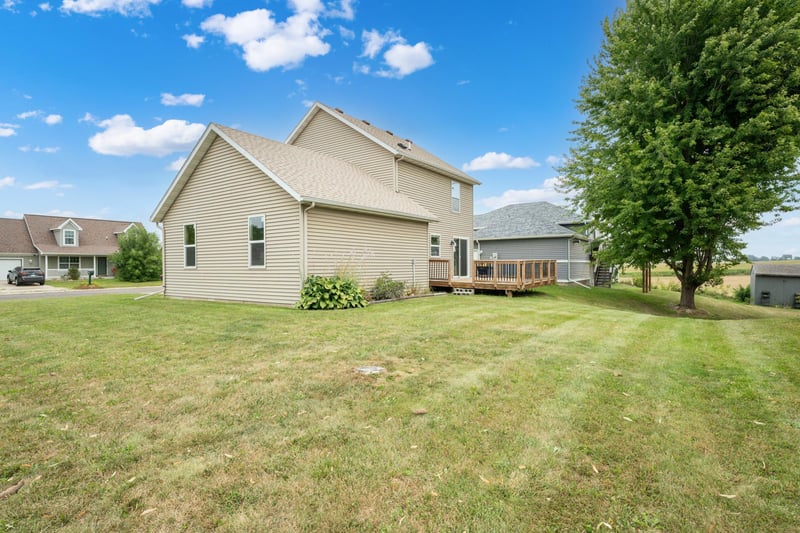 805 3rd Ave NE, Plainview, MN 55964
