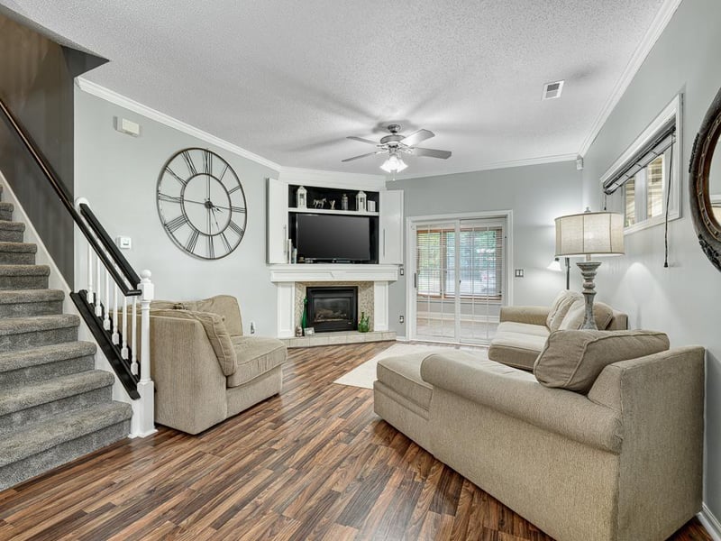 7811 Oak Ct, Lino Lakes, MN 55014
