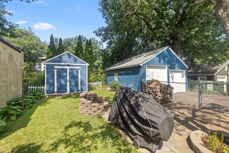 867 Delaware Ave, Saint Paul, MN 55107