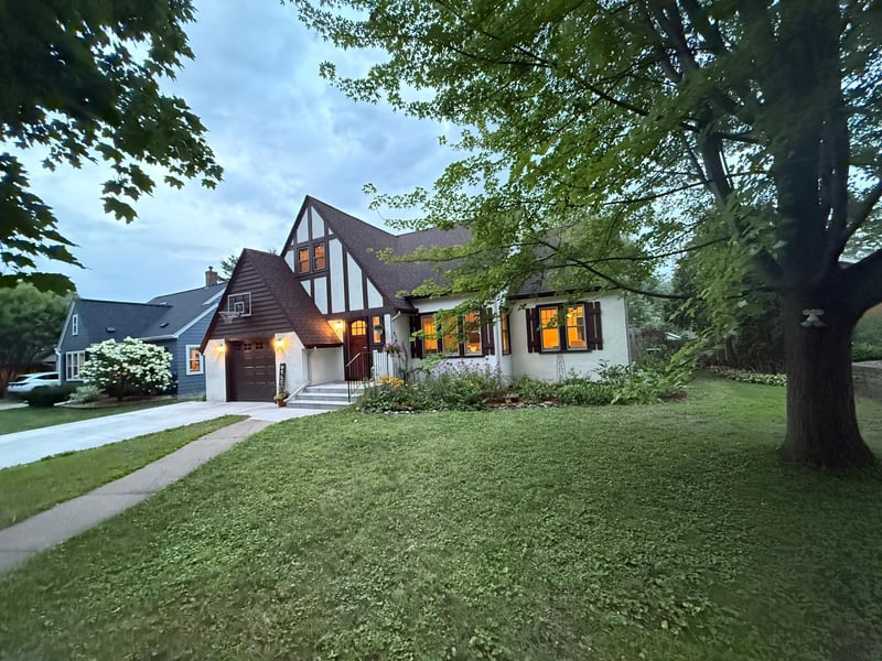 2921 Yosemite Ave S, Saint Louis Park, MN 55416