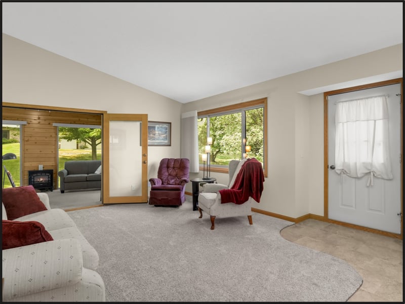 8709 Forestview Ln N, Maple Grove, MN 55369