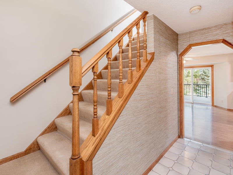 5735 Sycamore Ln N, Plymouth, MN 55442