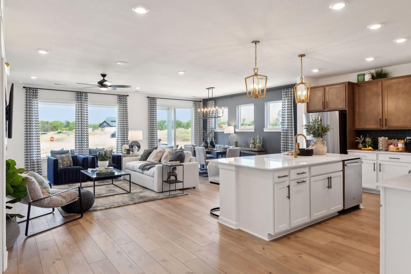 10550 Harbor Ln N, Maple Grove, MN 55369