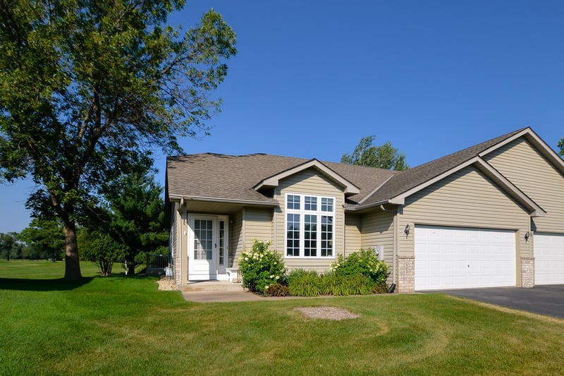 23037 Arrowhead St NW, Saint Francis, MN 55070