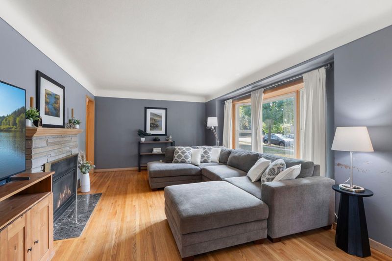 6001 Washburn Ave S, Minneapolis, MN 55410