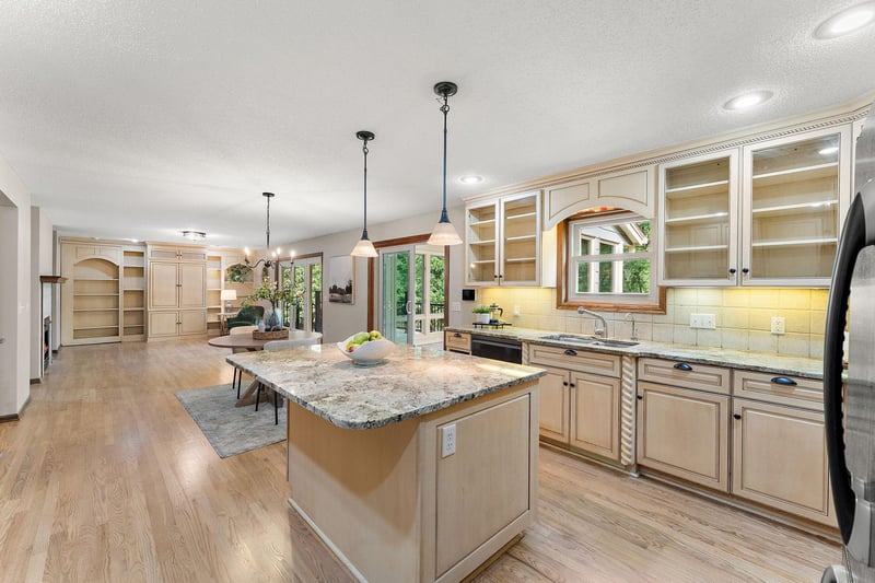 17739 Layton Pa, Lakeville, MN 55044