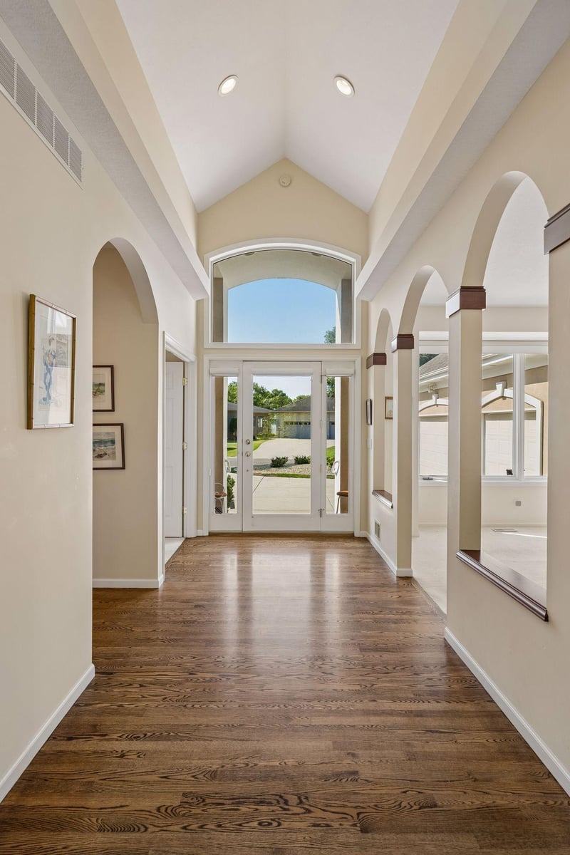 11464 Telluride Trl, Minnetonka, MN 55305