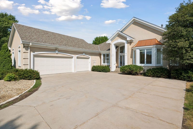11464 Telluride Trl, Minnetonka, MN 55305