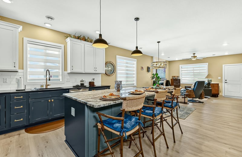 5370 Harvest Lake Dr NW, Rochester, MN 55901