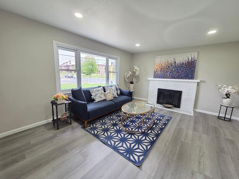 5201 W 84th St, Bloomington, MN 55437