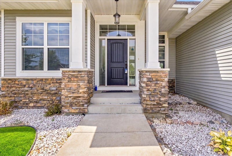 22508 Zion Pw NW, Oak Grove, MN 55005
