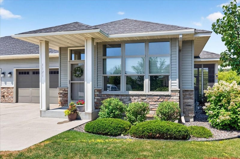 1121 Willowbrook Cir, Delano, MN 55328