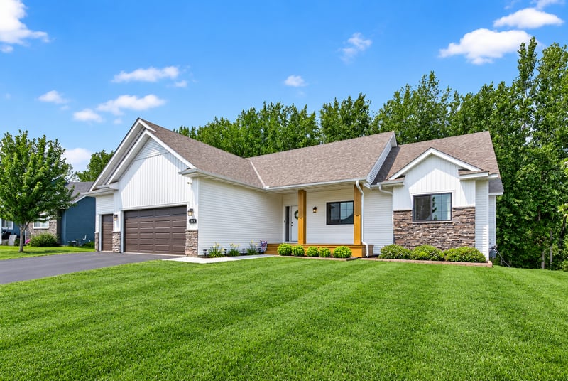 313 Lachermeier Ln, Waverly, MN 55390