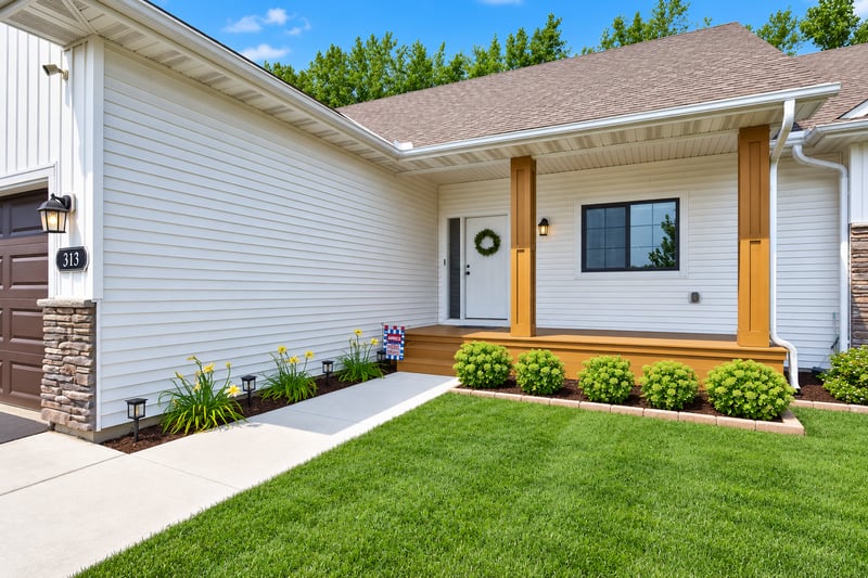 313 Lachermeier Ln, Waverly, MN 55390