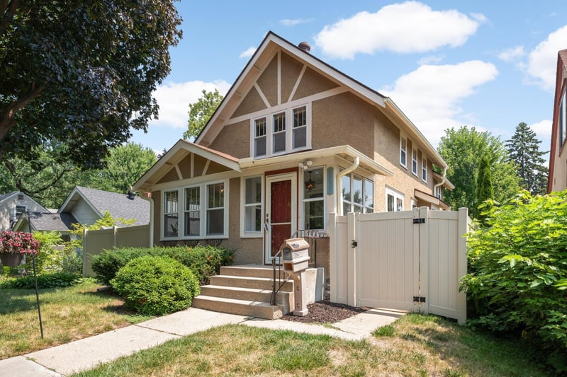 5537 32nd Ave S, Minneapolis, MN 55417