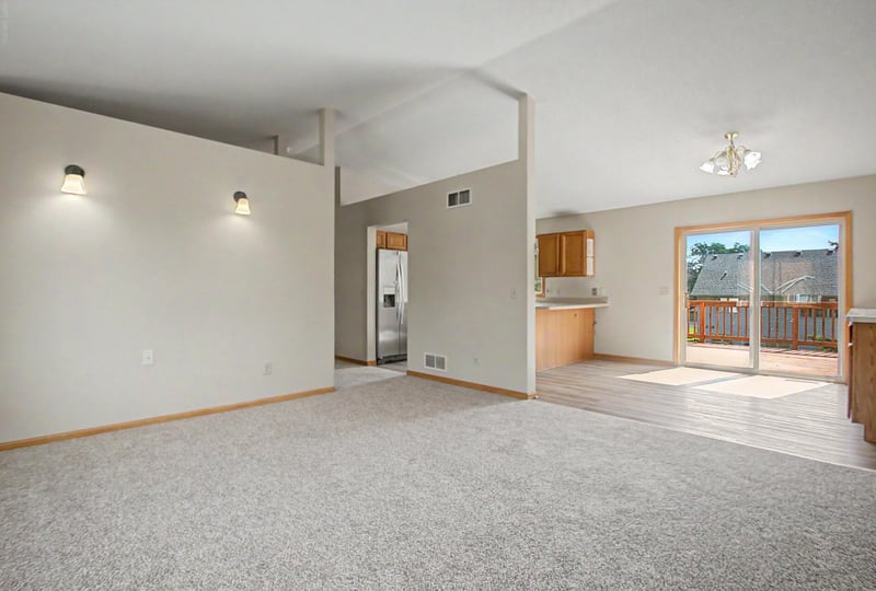 2215 Hulett Ave, Faribault, MN 55021