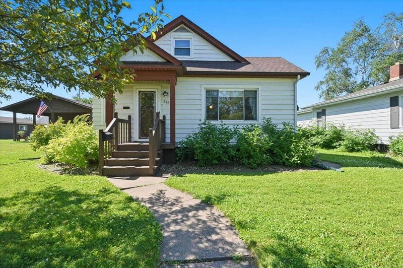 816 N 19th St, Superior, WI 54880