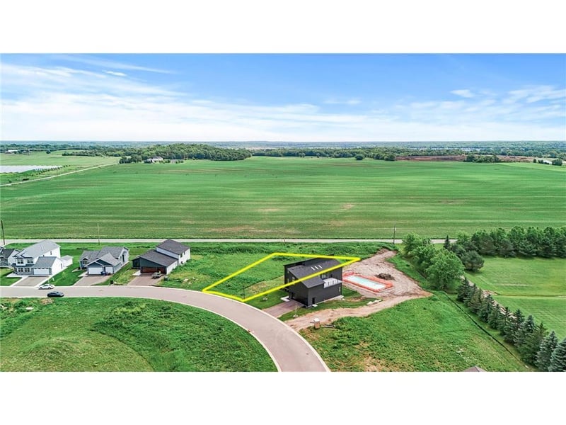 9942 14th Cir NE, Saint Michael, MN 55376