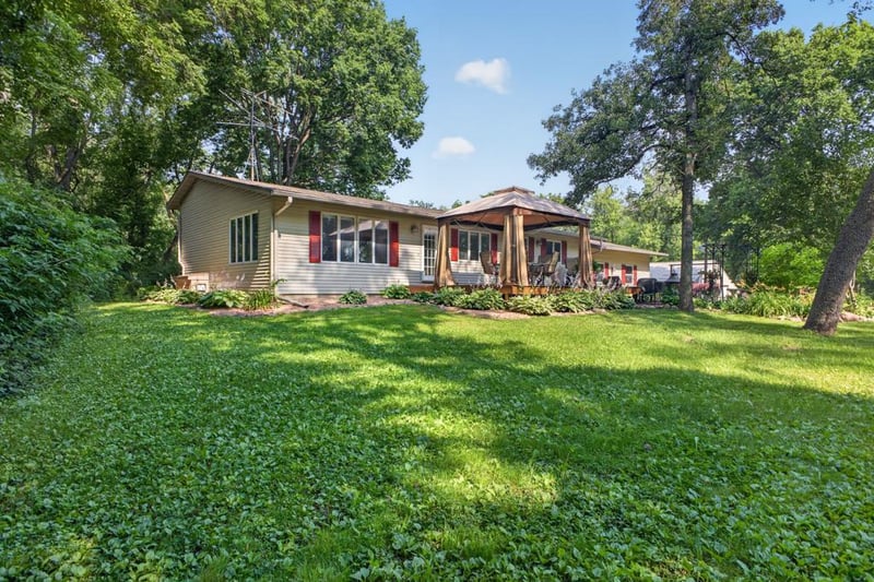 58851 245th Ave, Mantorville, MN 55955