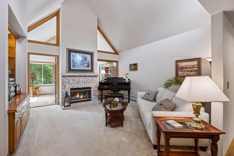 6100 Auto Club Rd #316, Bloomington, MN 55438