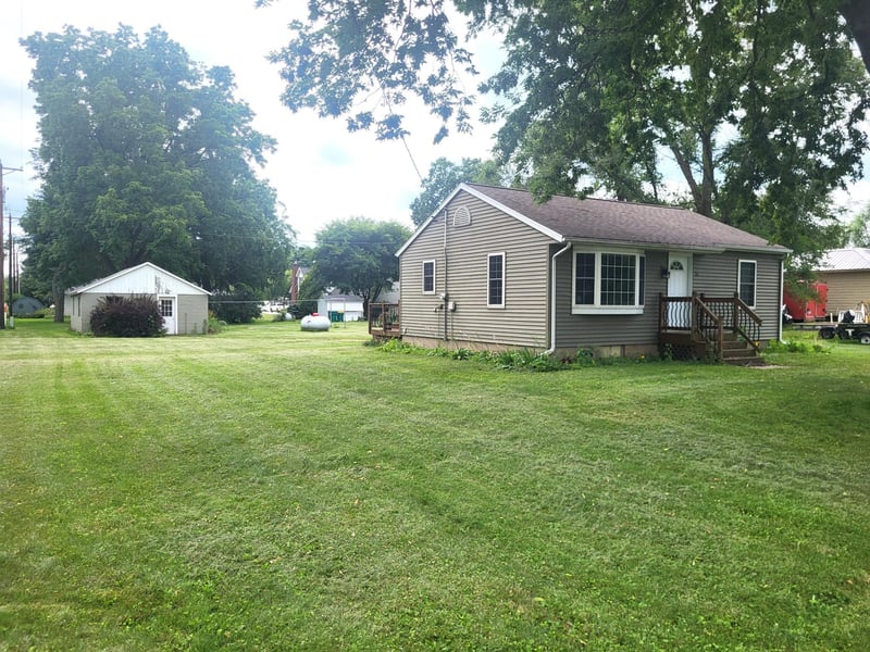 315 Cedar St, Pepin, WI 54759