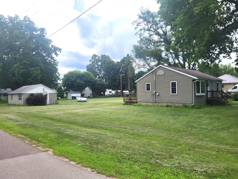 315 Cedar St, Pepin, WI 54759