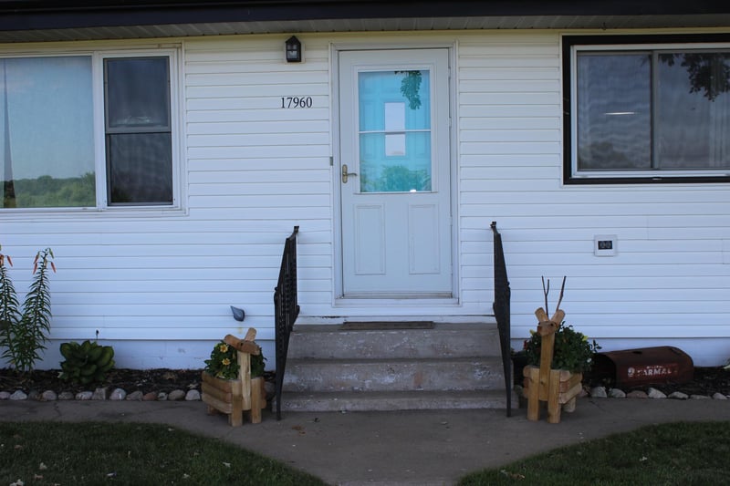 17960 Aaron Hts NW, Evansville, MN 56326