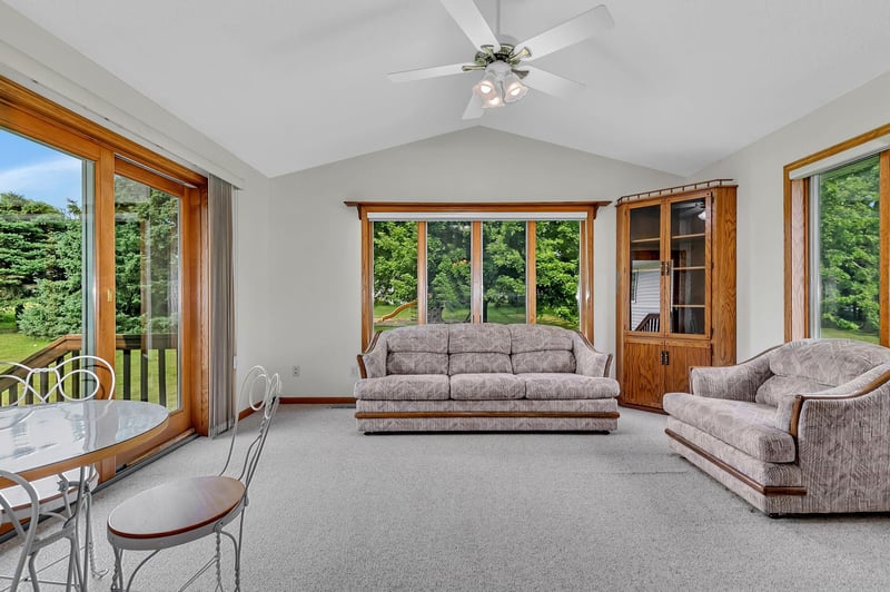 703 2nd Ave NE, Melrose, MN 56352