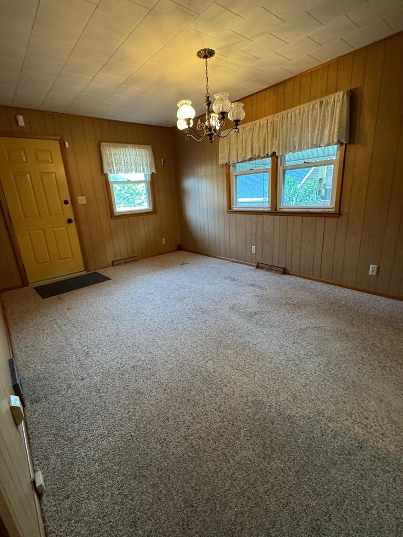 1409 6th Ave NW, Austin, MN 55912