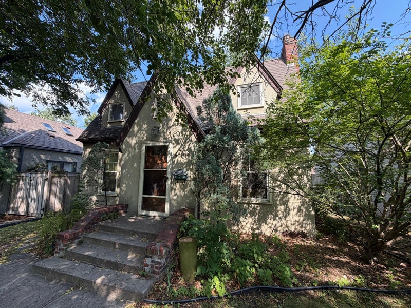4709 Clinton Ave S, Minneapolis, MN 55419