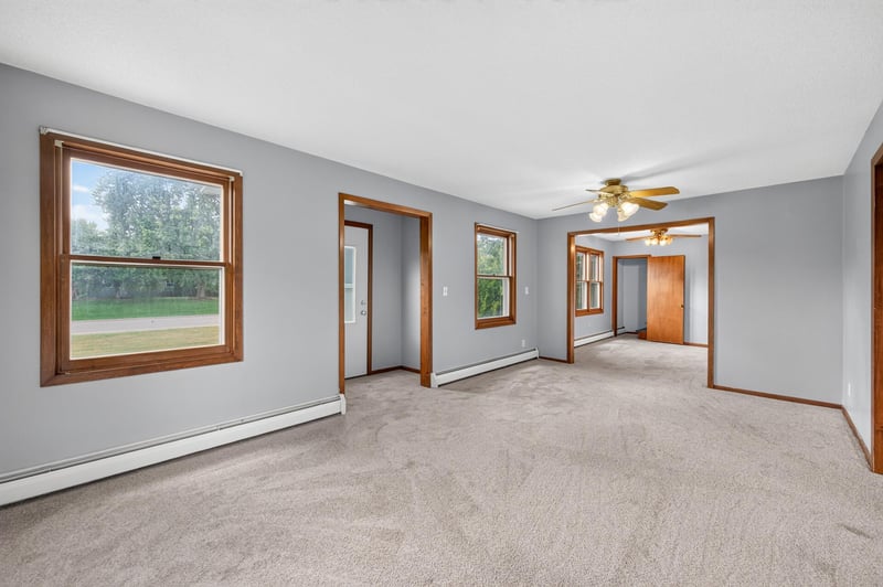 4407 Crosstown Blvd NE, Ham Lake, MN 55304