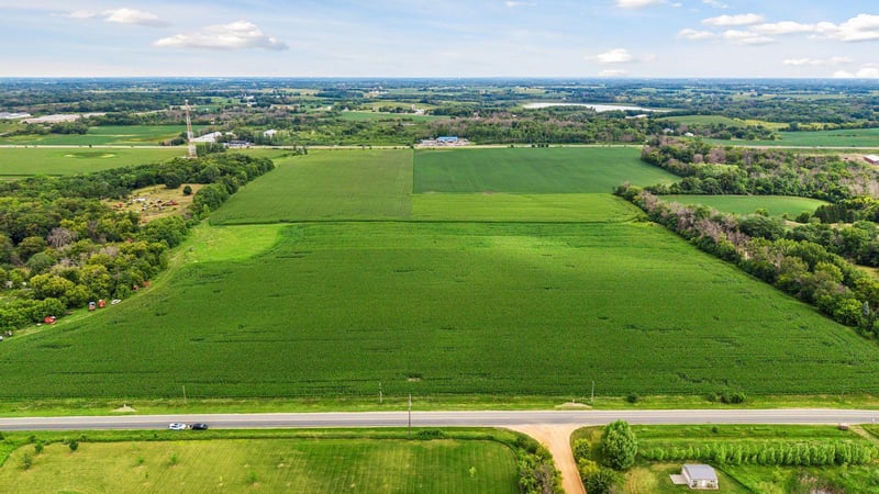 4132 Chippewa Rd, Loretto, MN 55357