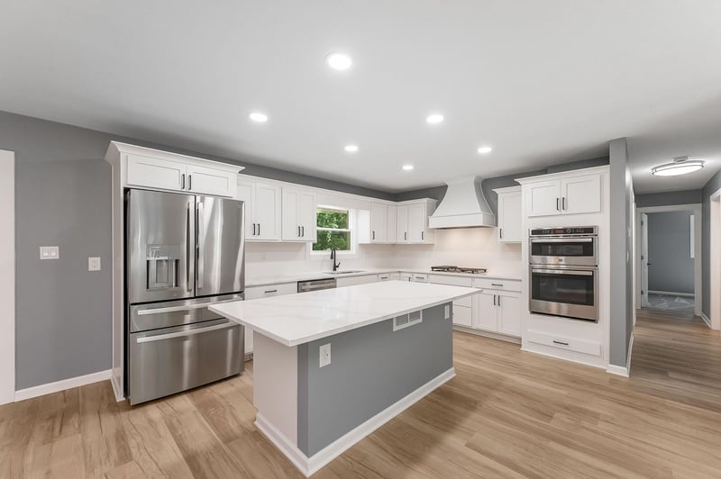 300 Viking Dr, Mankato, MN 56001